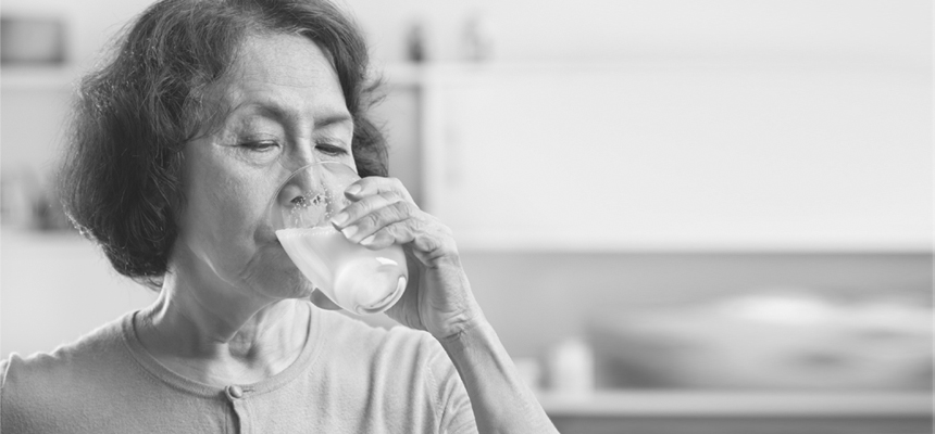 Count on a milk diet to prevent early menopause