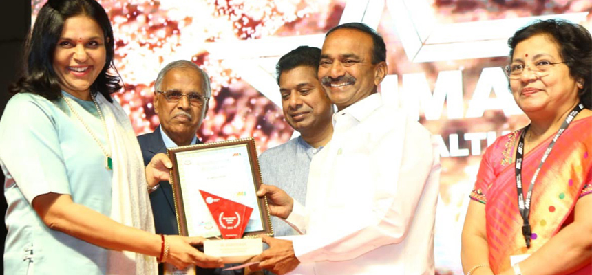 Dr Sangita Reddy receives the Best Female Healthcare leader award at the IMA Awards ceremony