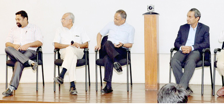  Medical students participate in a discussion on exploring a career that is ethical successful and professionally satisfying. 