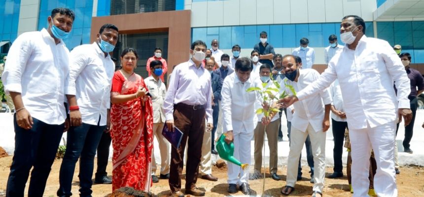 FROM THE PIONEERS OF MEDICAL WORLD  MALLA REDDY UNIVERSITY INAUGURATED IN HYDERABAD ADMISSIONS TO COMMENCE FROM 2020 to 2021 ACADEMIC YEAR