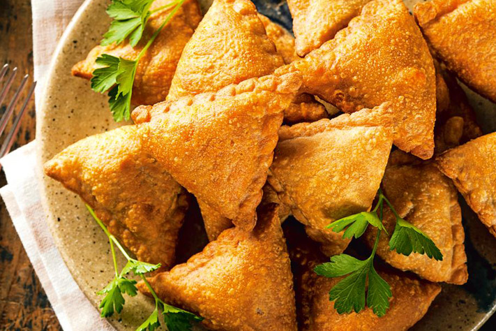 8 Tips To Keep Food Cravings At Bay