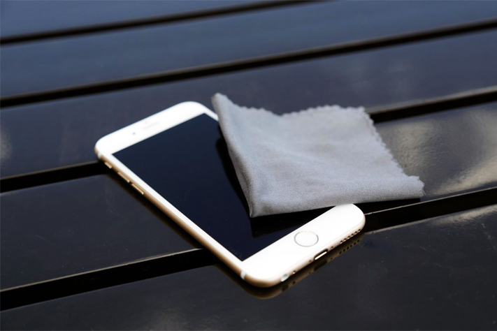 Here's Why You Should Consider Cleaning Your Cell Phone
