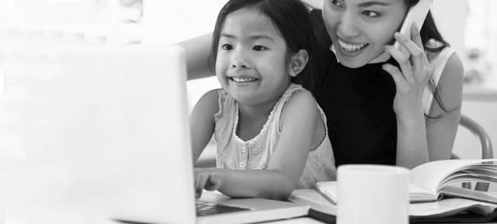 Share your parenting experiences digitally