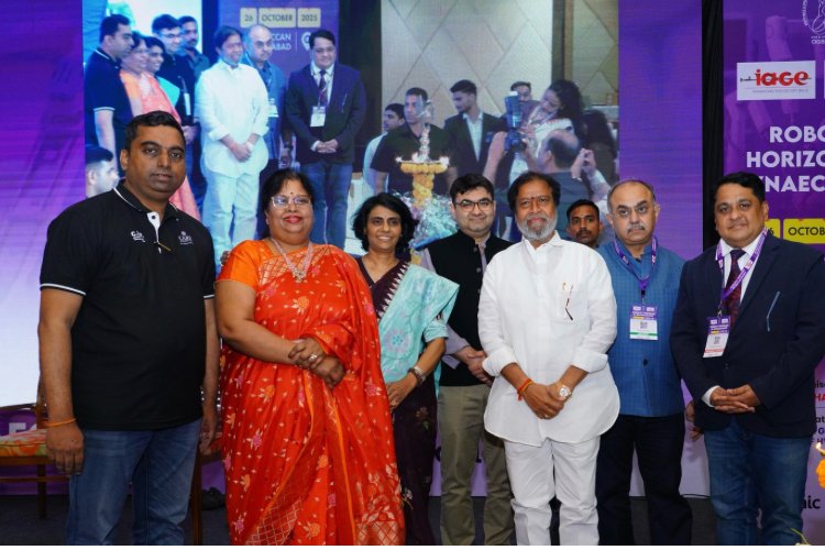 Robotic Surgery Marks a New Era in Women’s Healthcare — Dr. Manjula Anagani at ‘Robotic Horizons in Gynaecology’ Conference